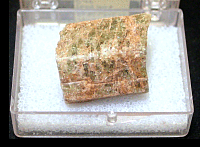 Apatite_MPB001.JPG