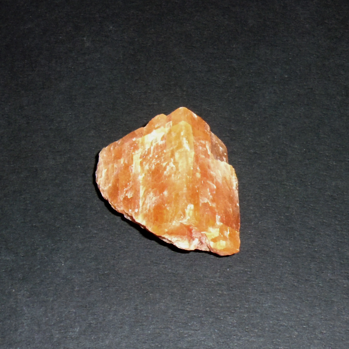 Calcite-Orange-MPB-B001.JPG