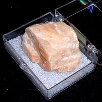 Calcite_Pink_MPB009.JPG