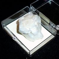 Calcite_White_MPB007.JPG