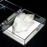 Calcite_White_MPB009.JPG