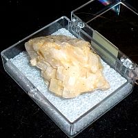 Calcite_Yellow_MPB001.JPG