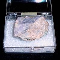 Scapolite-Purple-MPB-004.JPG