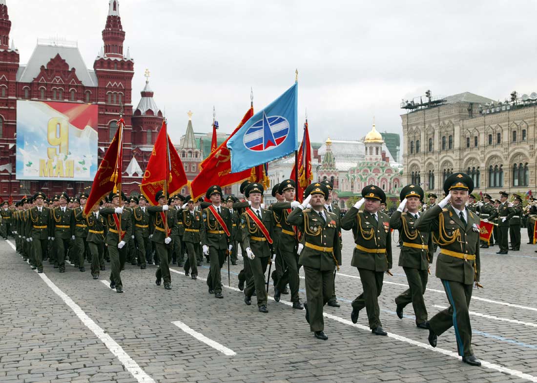 День победы русских войск. Войска на параде. Вооруженные силы РФ. Российская армия парад. Парад Вооруженных сил РФ.